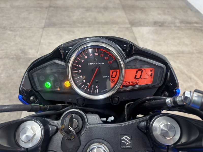 二手豪爵铃木骊驰 GW250