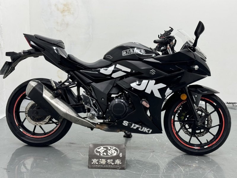 二手豪爵铃木GSX250R