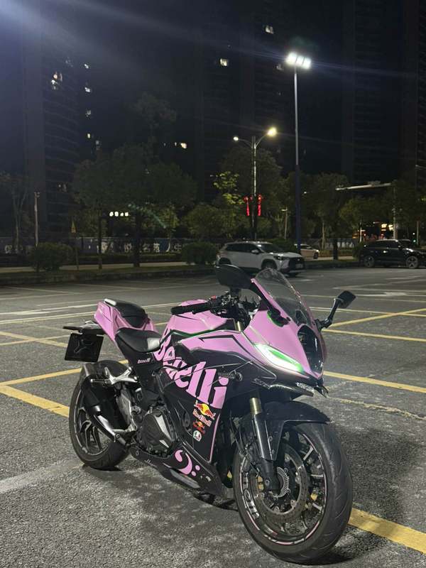 二手贝纳利龙卷风 Tornado 402R