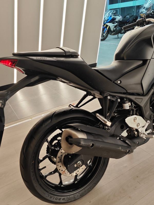 二手雅马哈MT-03