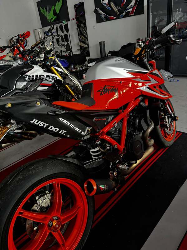 二手KTMR2R1290 Super Duke