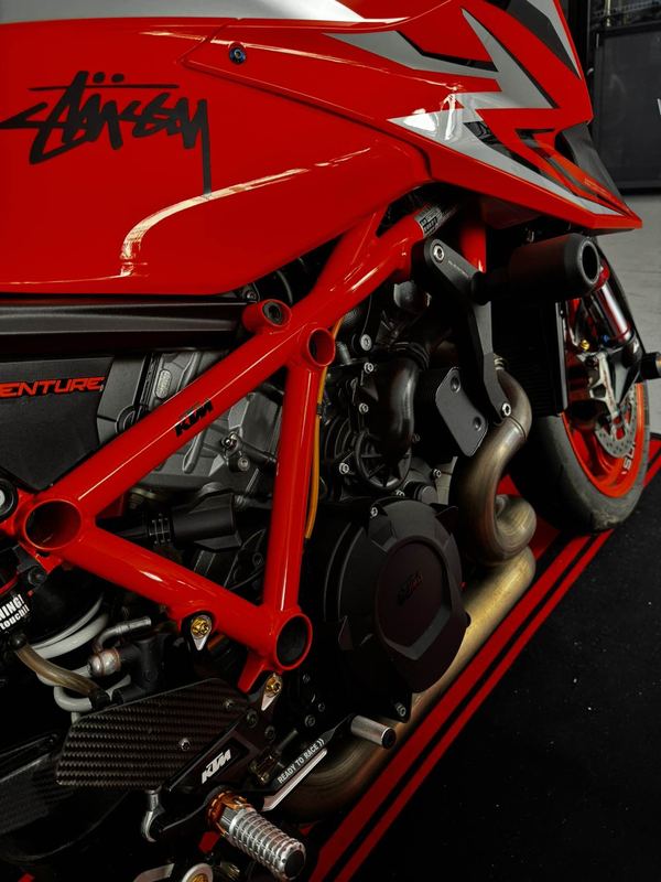 二手KTMR2R1290 Super Duke