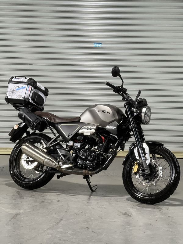 二手五羊本田鸷道 CB190SS