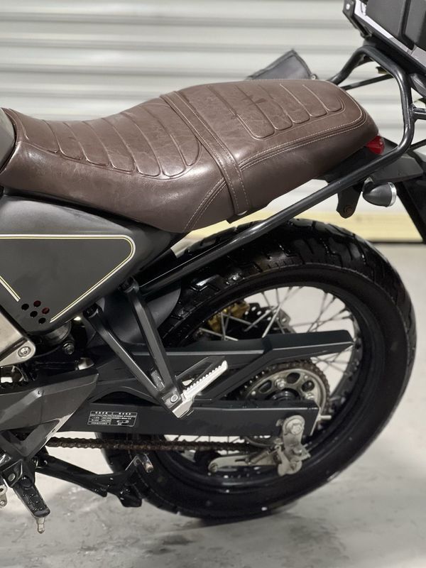 二手五羊本田鸷道 CB190SS