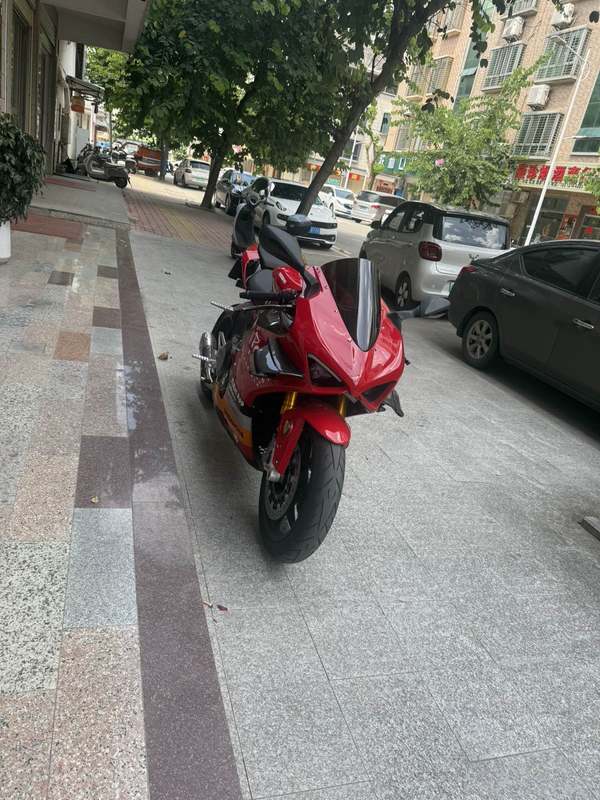 二手摩迪威800RS