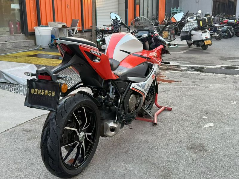 二手QJMOTOR赛250