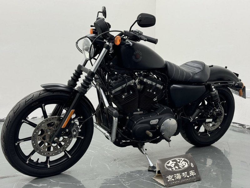 二手哈雷戴维森Iron883 硬汉