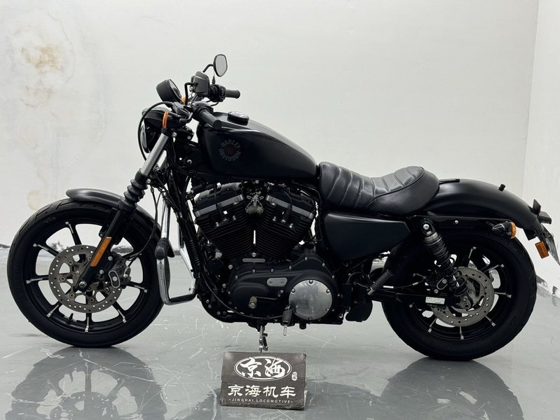 二手哈雷戴维森Iron883 硬汉
