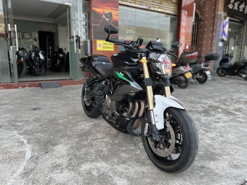 二手贝纳利TNT600i