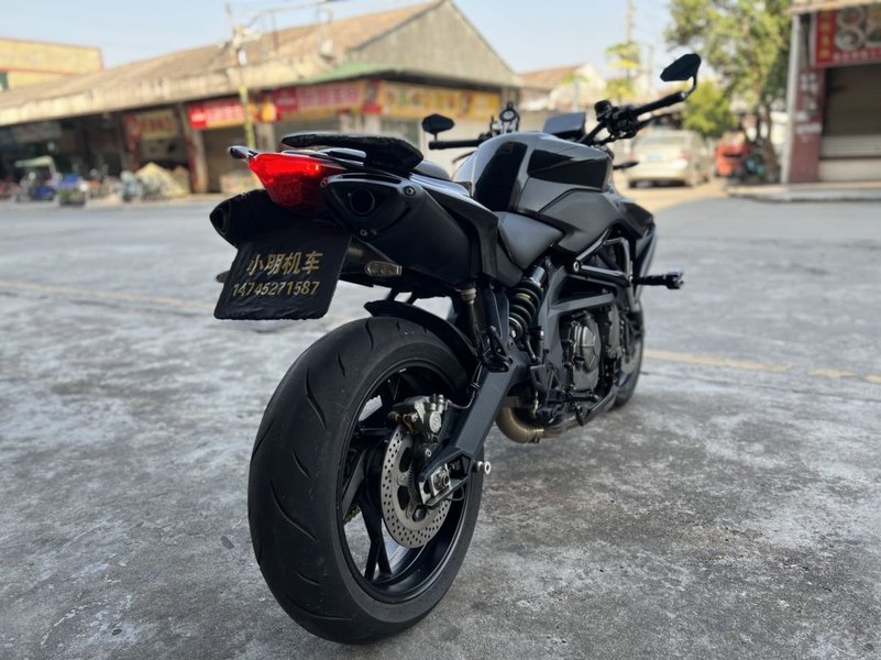 二手贝纳利TNT600i