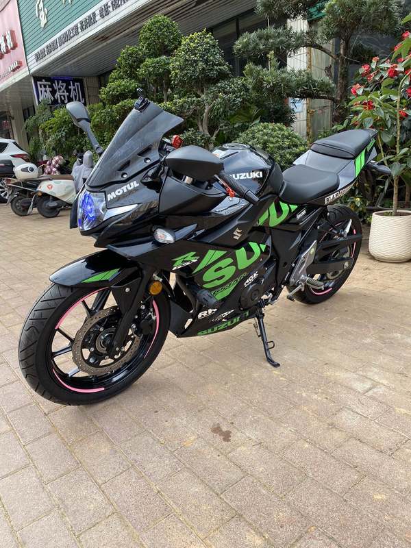 二手豪爵铃木GSX250R