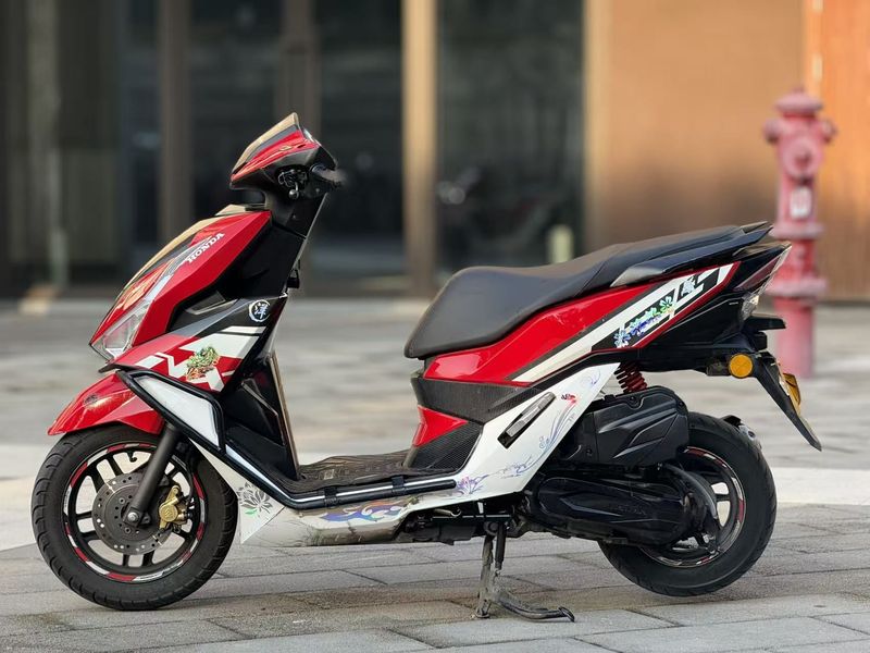 二手五羊本田NX125