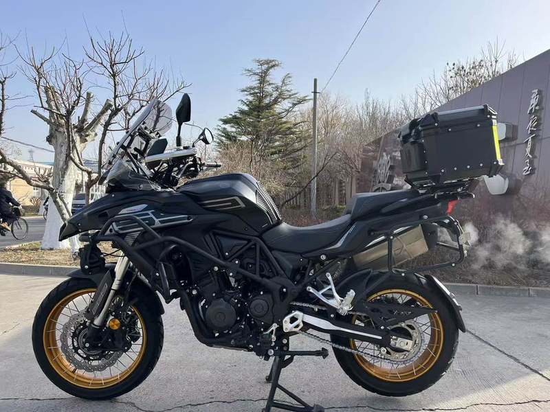 二手贝纳利TRK552