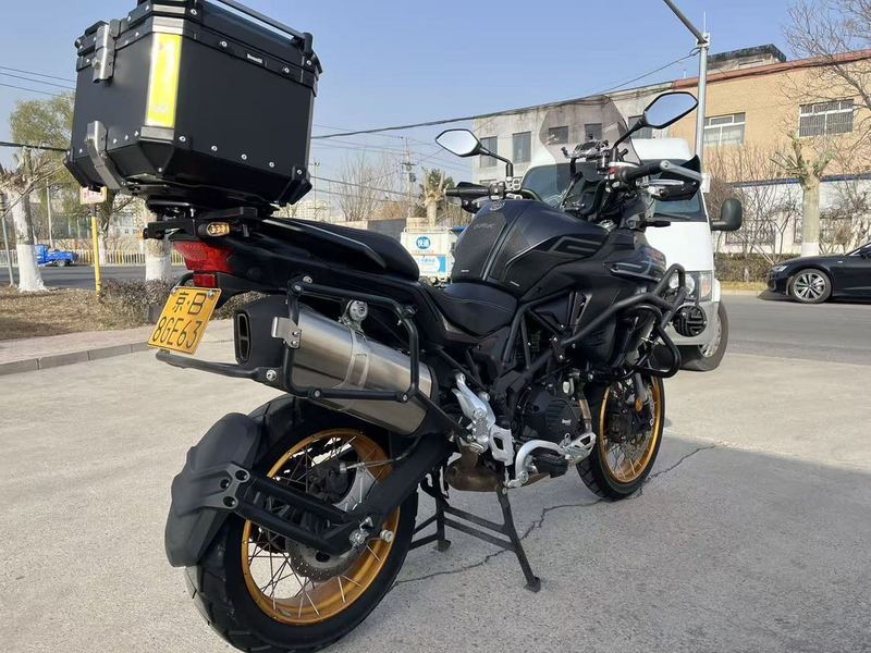 二手贝纳利TRK552