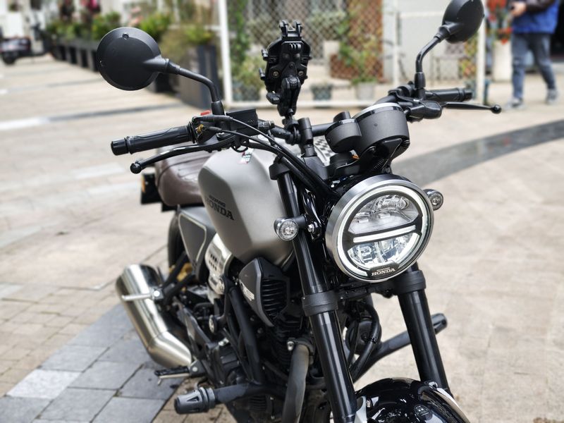 二手五羊本田鸷道 CB190SS