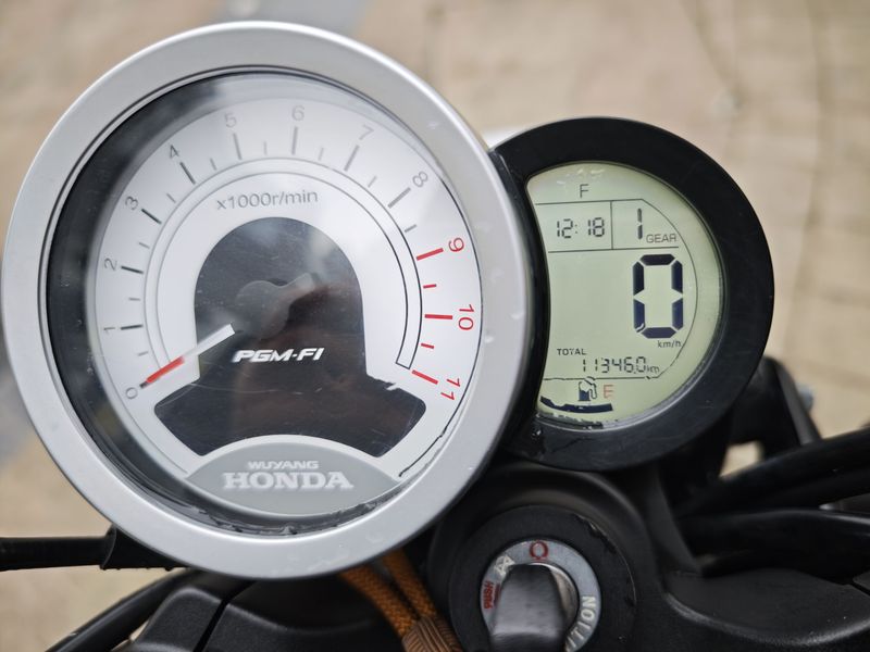 二手五羊本田鸷道 CB190SS