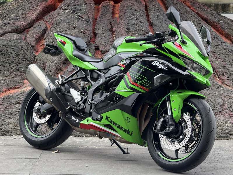 二手川崎ZX-4R