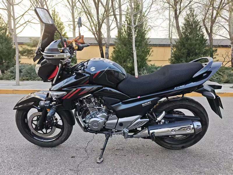 二手豪爵铃木骊驰 GW250