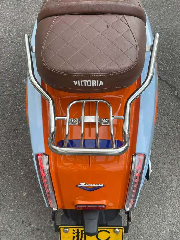 二手维多利亚Sixties 250Si