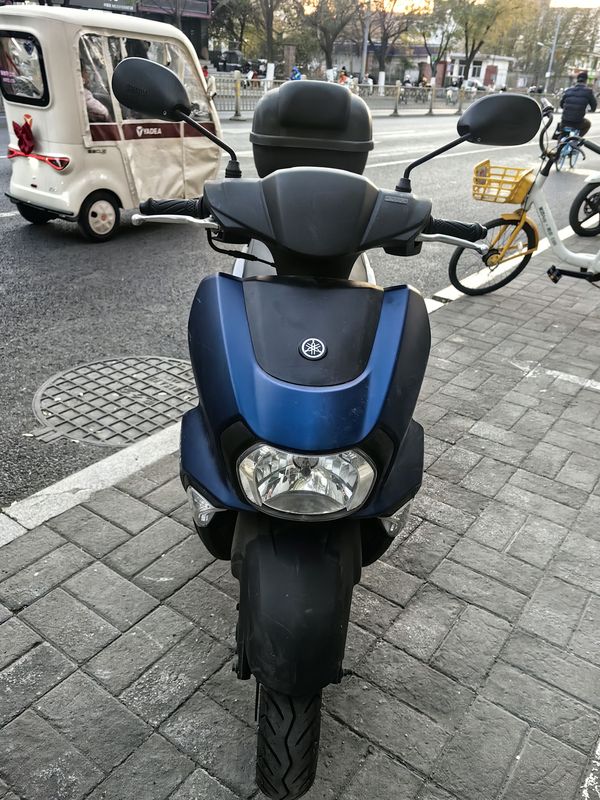 二手建设雅马哈旭鹰125