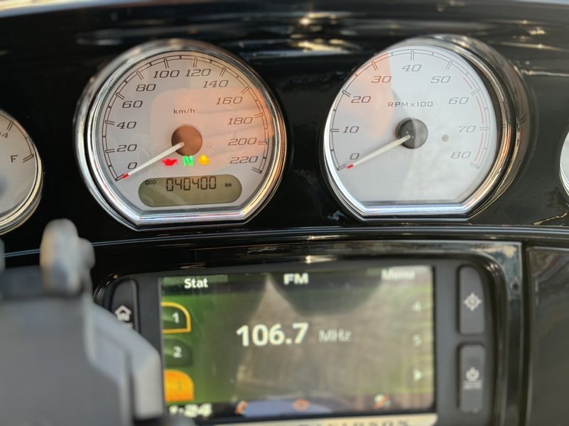 二手哈雷戴维森大道滑翔 Street Glide