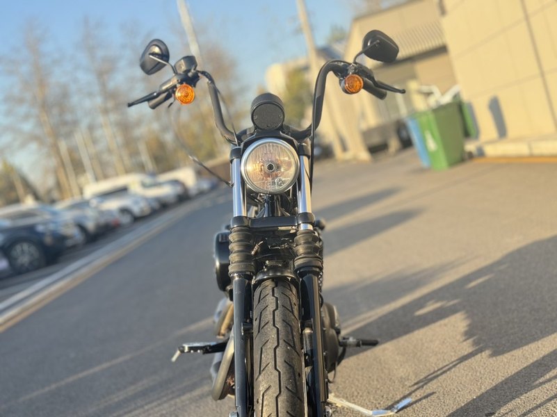 二手哈雷戴维森Iron883 硬汉