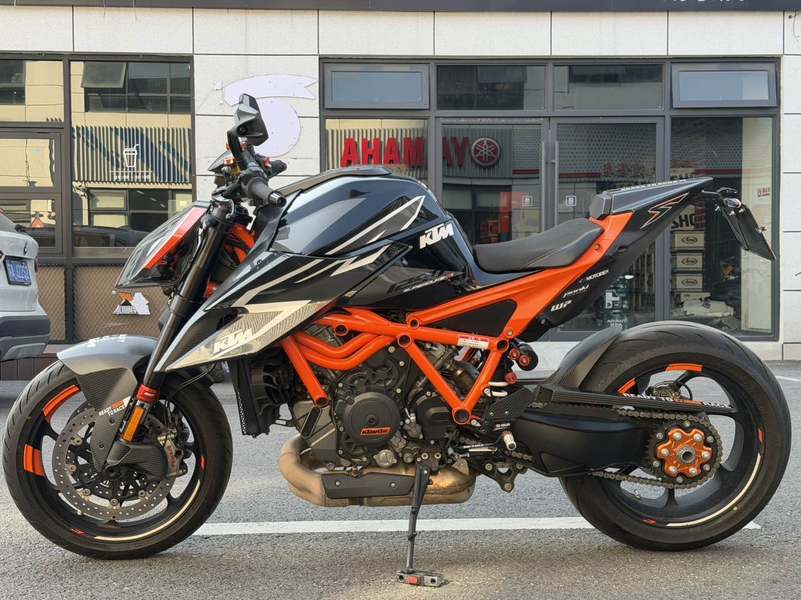 二手KTMR2R1290 Super Duke