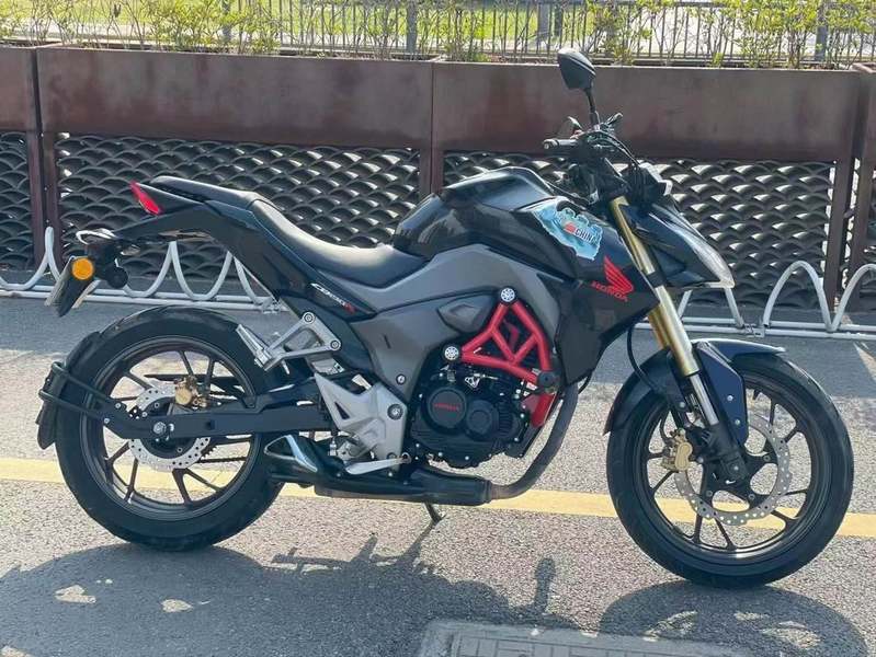 二手五羊本田CB190R 暴锋眼