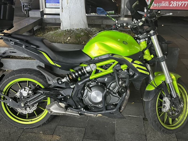 二手贝纳利蓝宝龙 BN302S