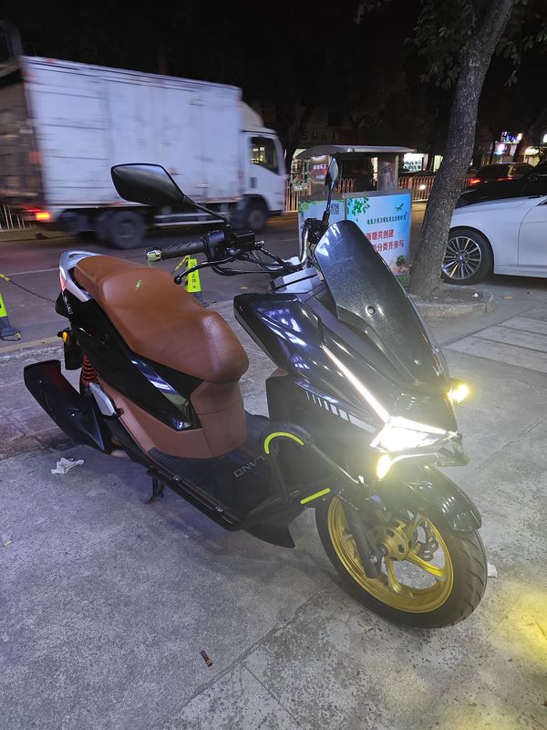 二手猎变闪电狗150