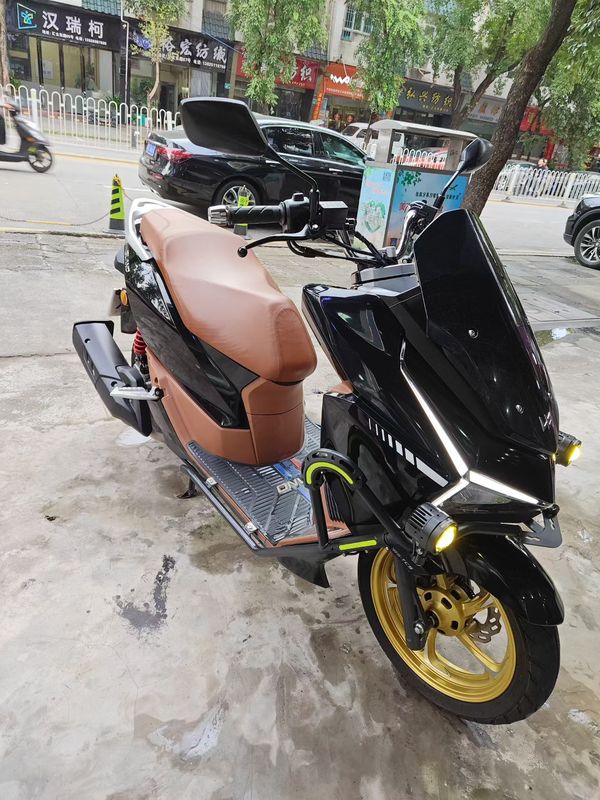 二手猎变闪电狗150