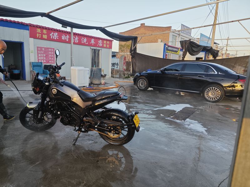 二手贝纳利幼狮 Leoncino 250