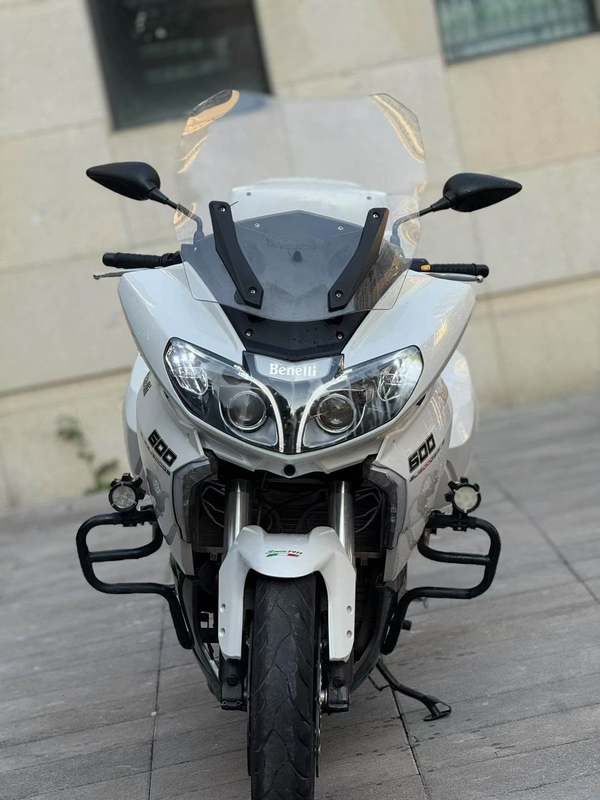 二手贝纳利600GC