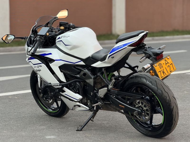 二手川崎ZX-4R
