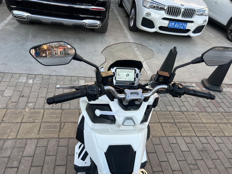二手三阳哈士奇 Husky ADV150