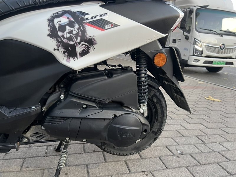 二手建设雅马哈旭鹰125