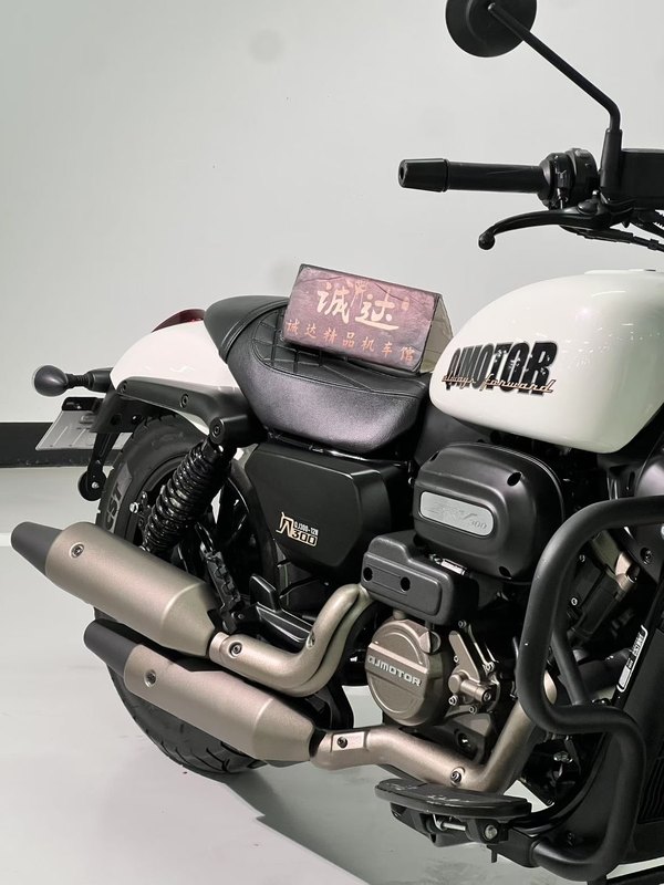 二手QJMOTOR闪300