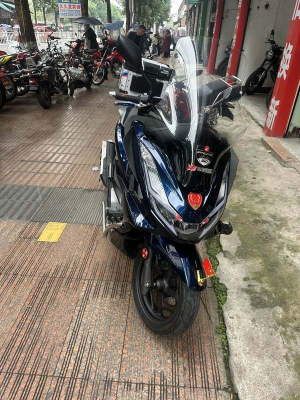 二手五羊本田PCX