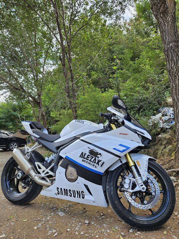 二手张雪机车500RR