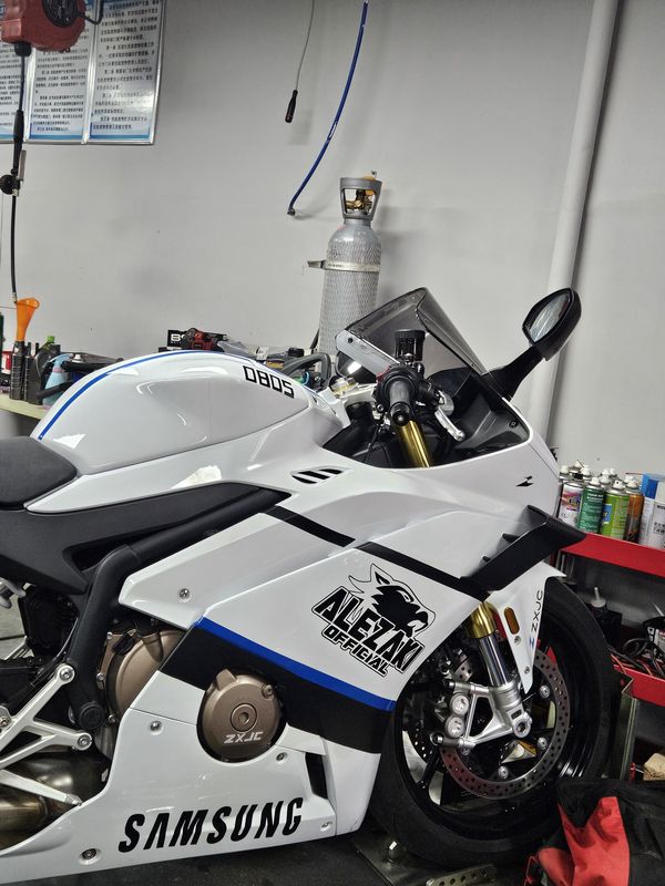 二手张雪机车500RR
