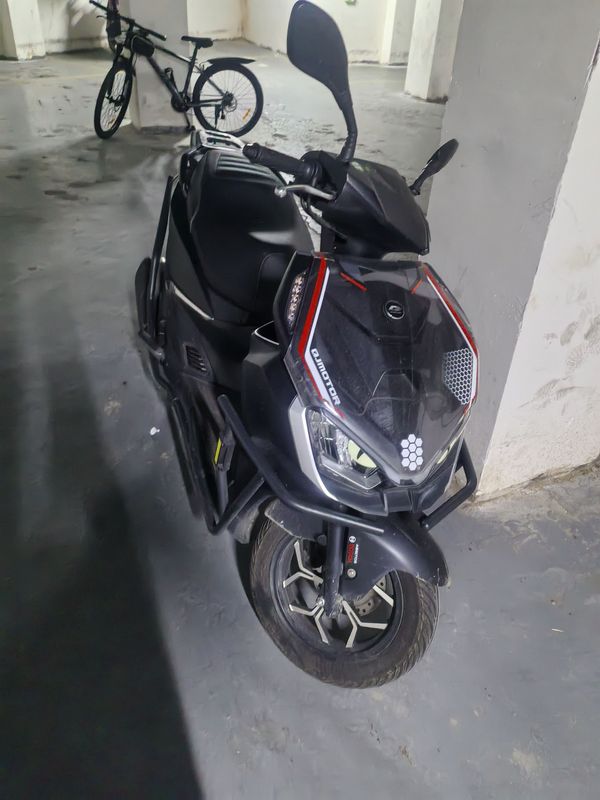 二手QJMOTOR鸿150RS