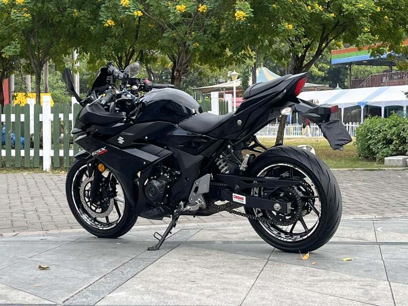 二手豪爵铃木GSX250R