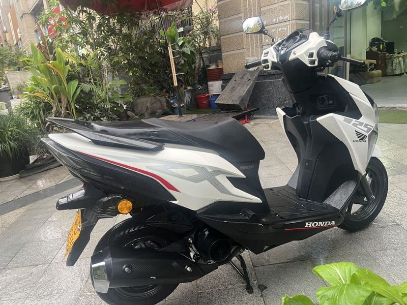 二手新大洲本田裂行 RX125Fi