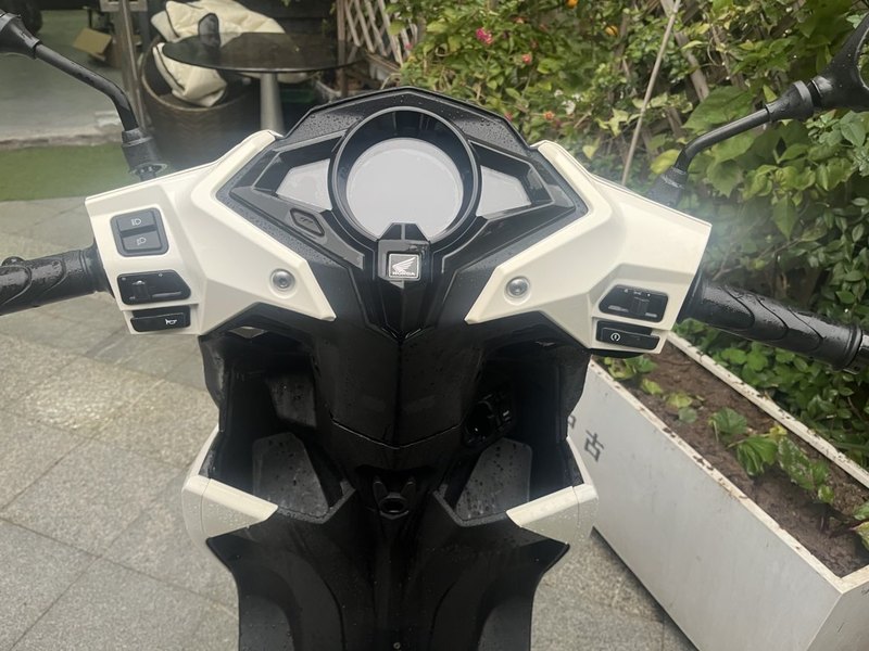 二手新大洲本田裂行 RX125Fi