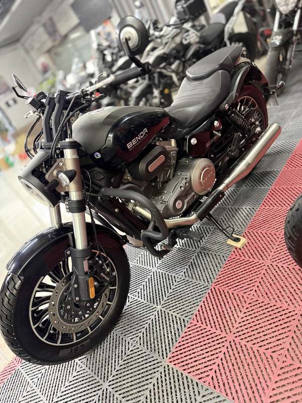 二手奔达Rock300 灰石