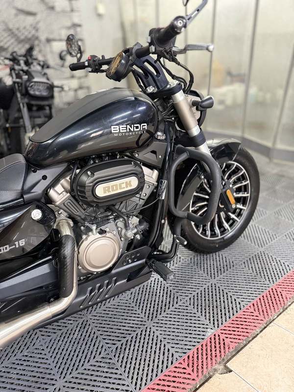 二手奔达Rock300 灰石