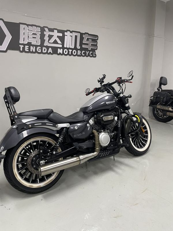 二手奔达Rock300 灰石