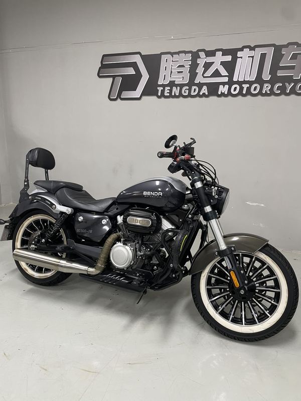 二手奔达Rock300 灰石