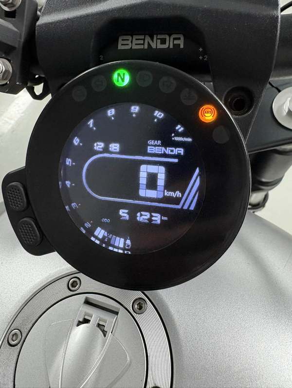 二手奔达Rock300 灰石