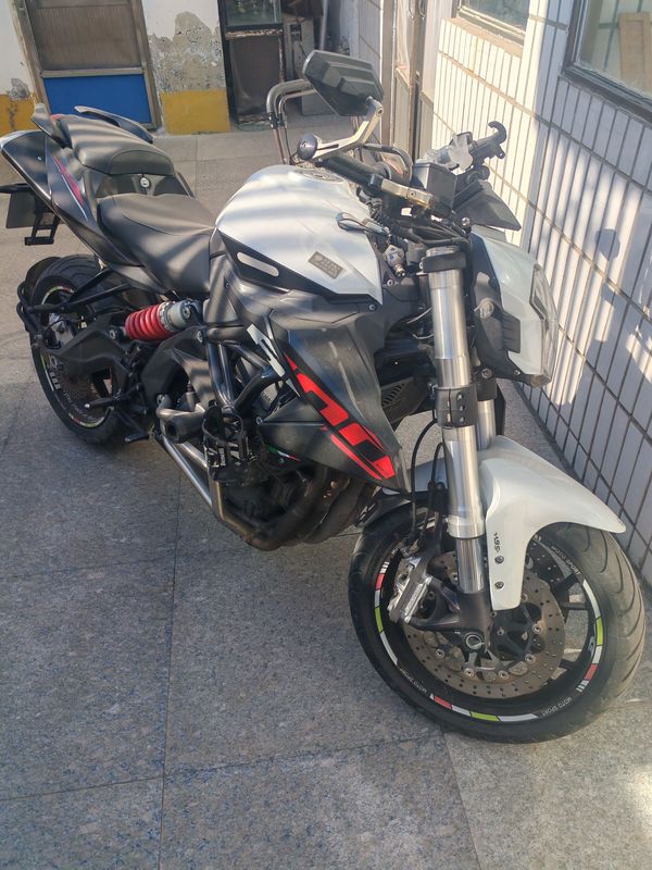 二手贝纳利TNT600i